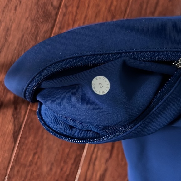 Lululemon Speed Up Tight Leggings Beautiful Bluish Indigo Colour Size 2 - Picture 5 of 5